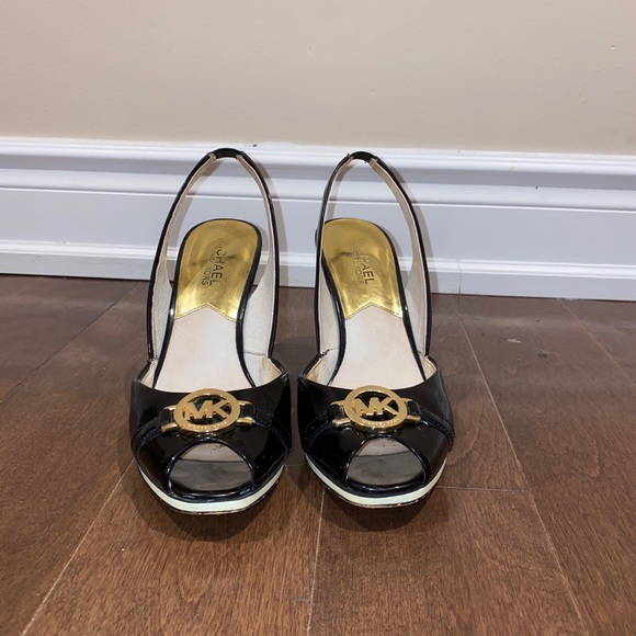 MICHAEL KORS SANDALS - Picture 5 of 5